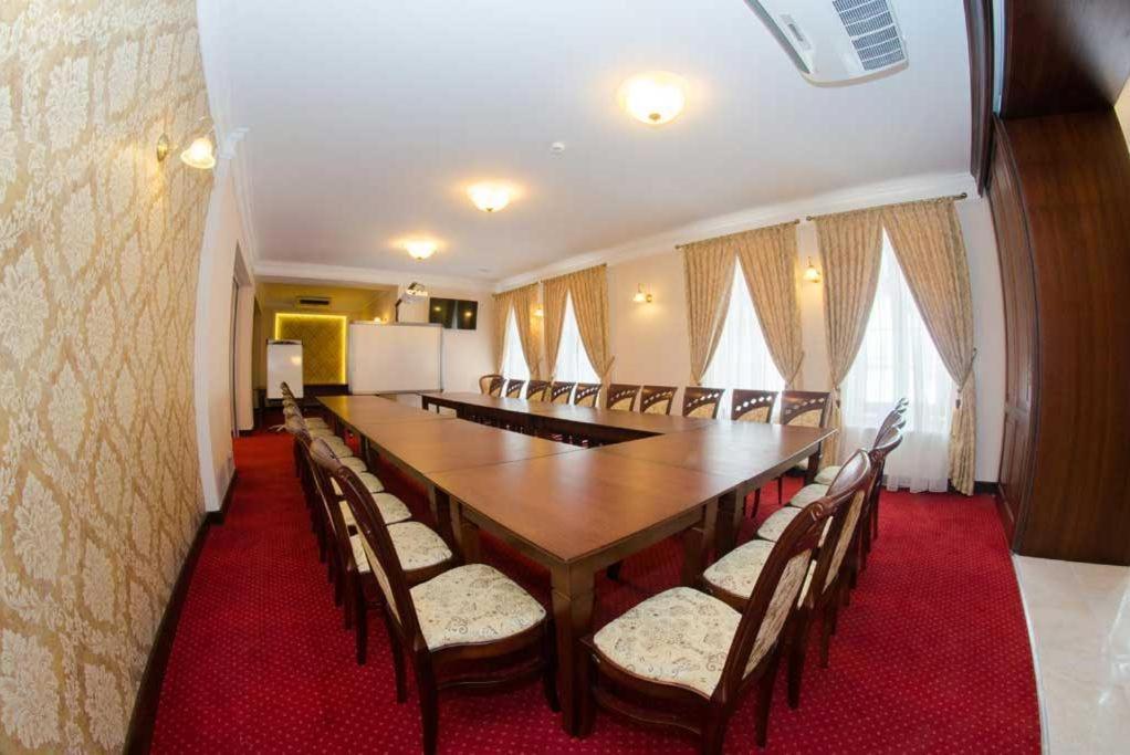 Palac Mysleta Uzdowo المظهر الخارجي الصورة